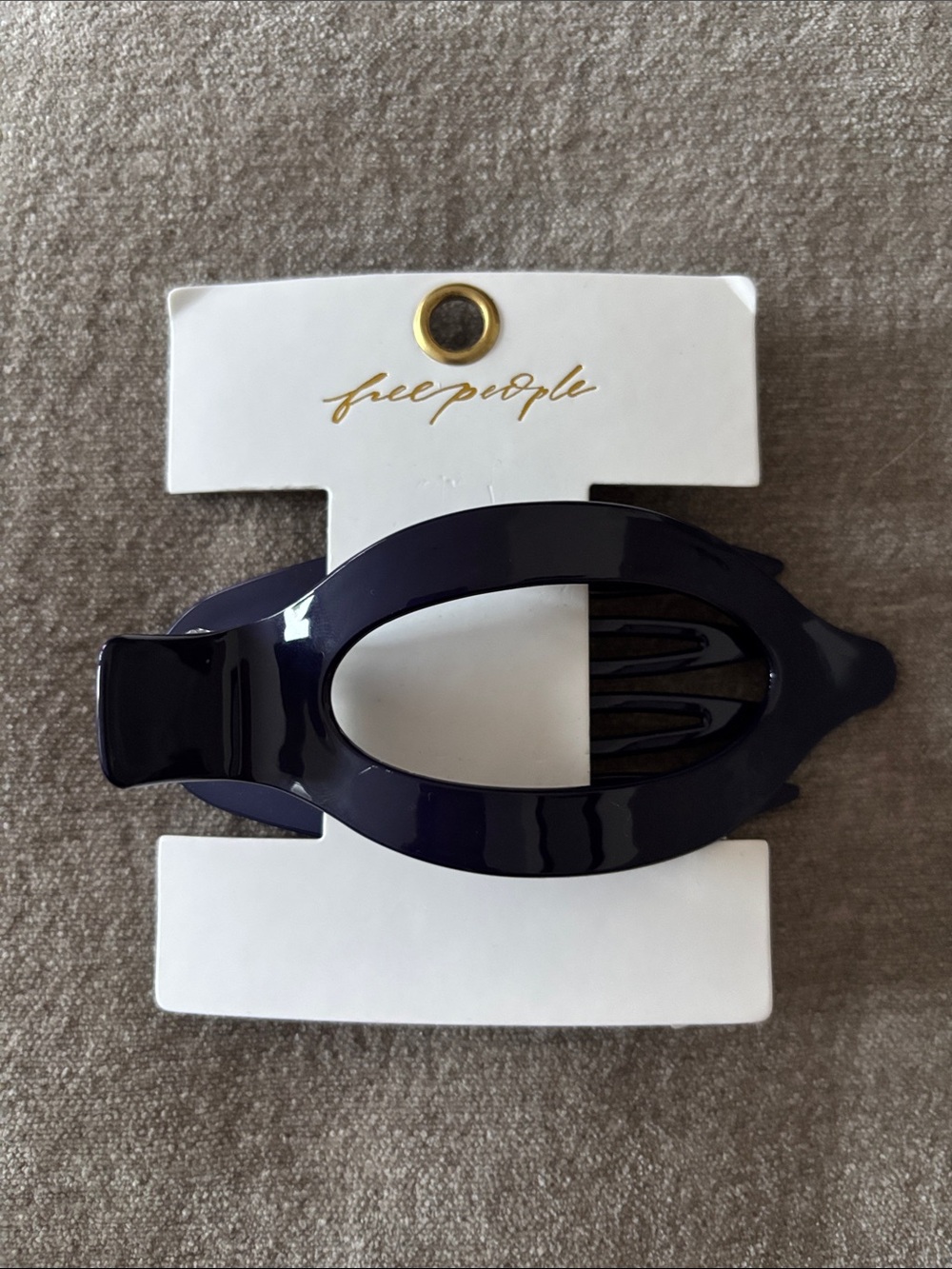 Free People Caroline Acrylic Flat Claw Clip. NWT. Navy